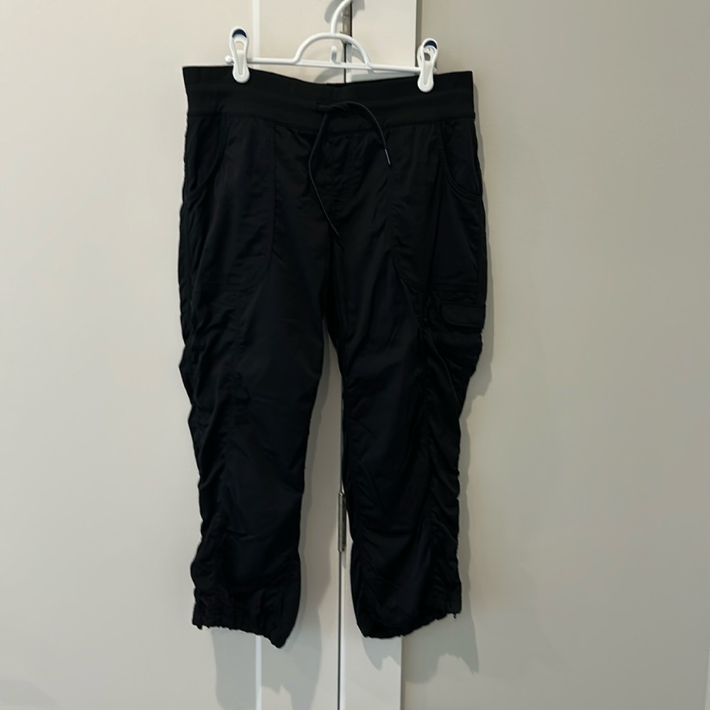 The North Face Women’s Aphrodite 2.0 Pants.  Color:  TNF Black, Size Large